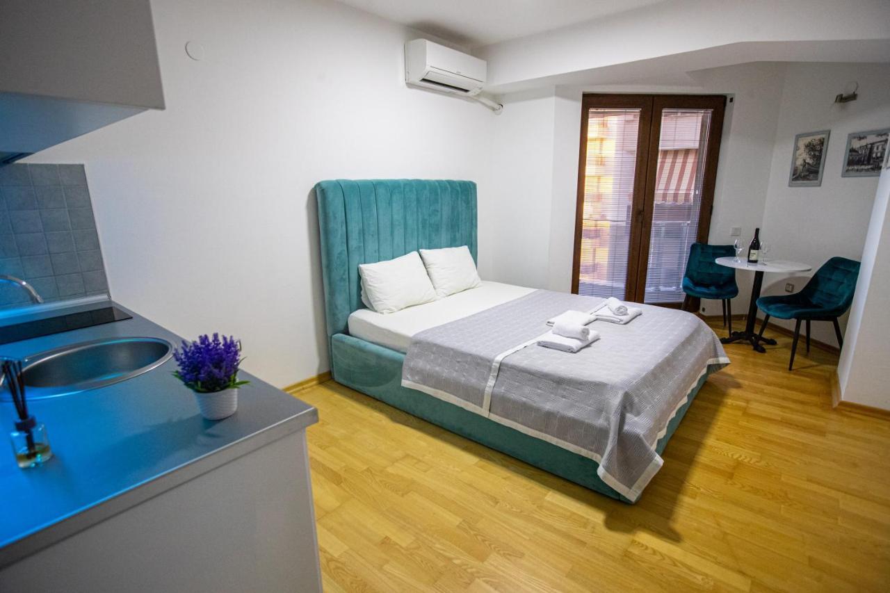 Park Queens Apartments אוהריד מראה חיצוני תמונה